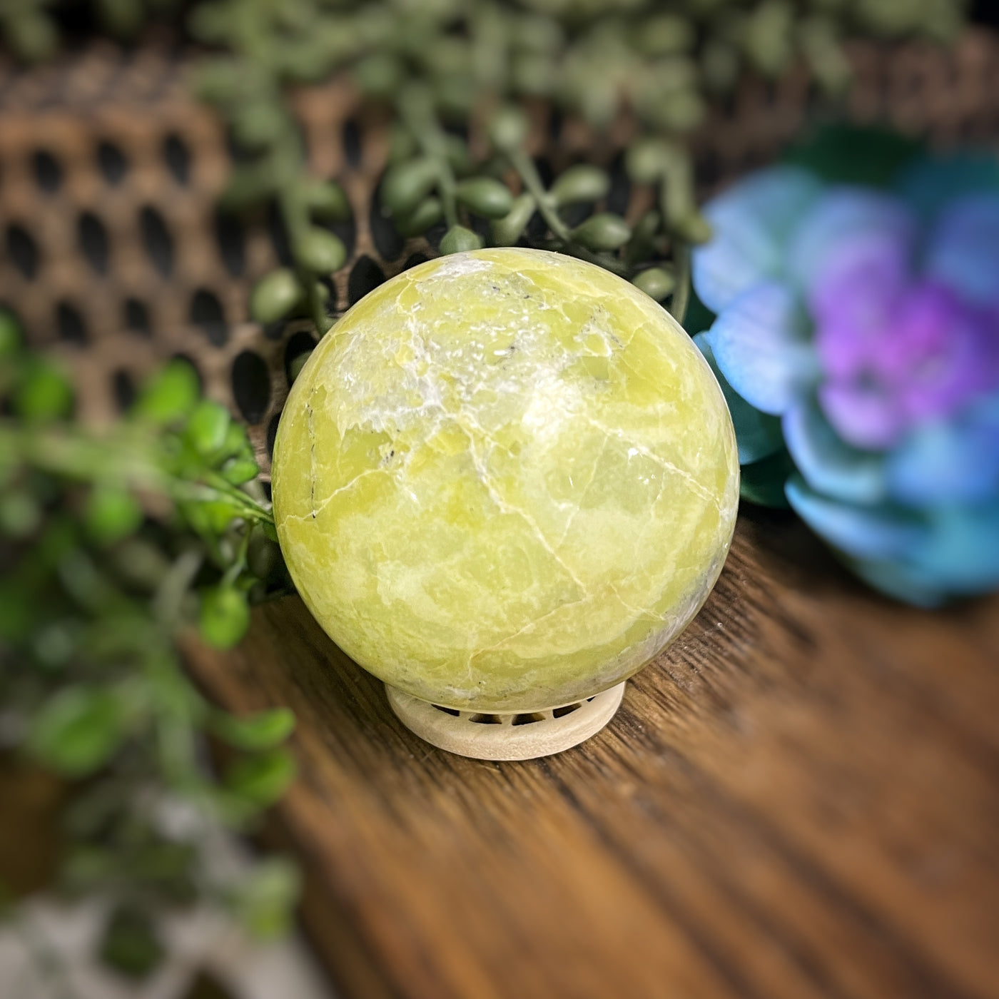 Lemon Serpentine (Infinite) - Sphere 2.25"