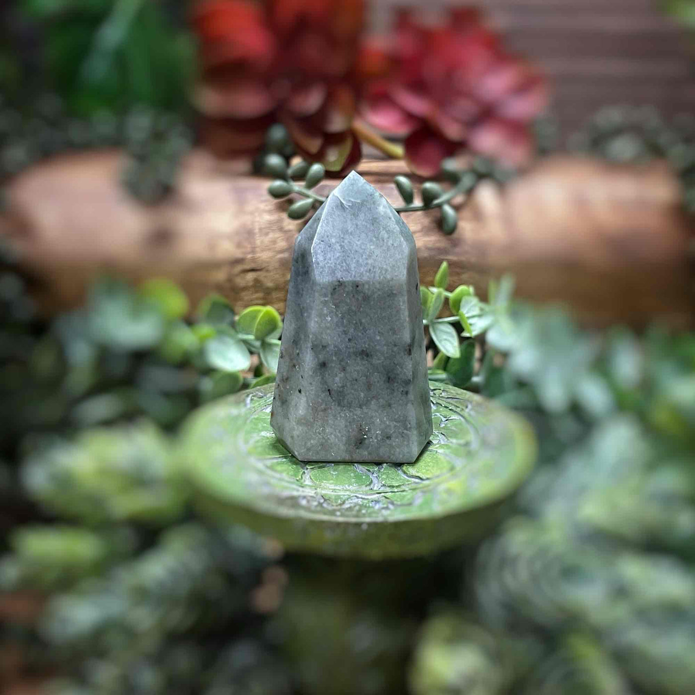 Emerald - Tower, Point, Obelisk - 2.3"