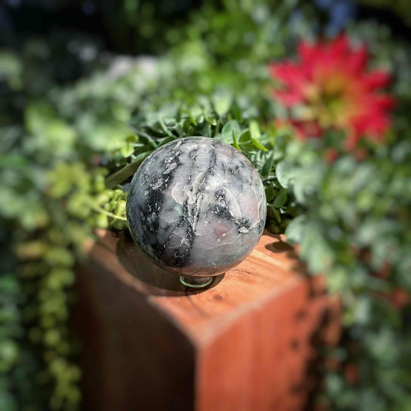 Emerald - Sphere - 2.5"