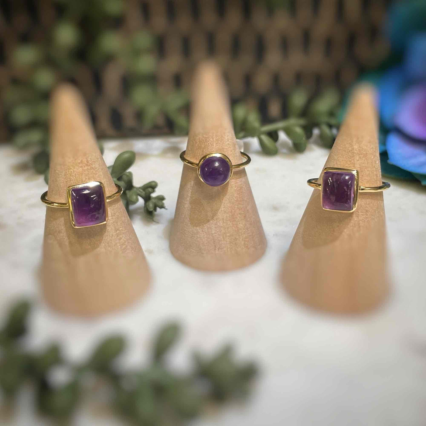 Amethyst - 18k Gold Ring
