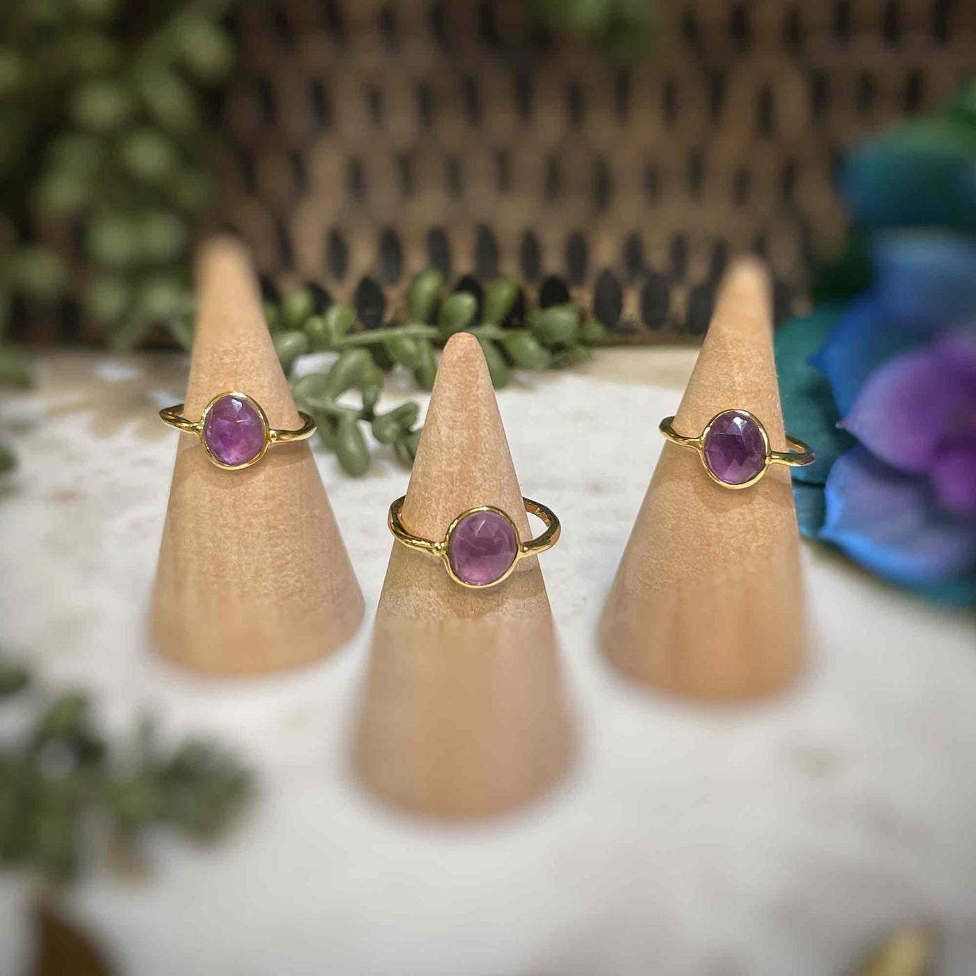 Amethyst - Faceted - 18k Gold Ring