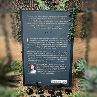 Hekate: Ancient Goddess Witchcraft Book