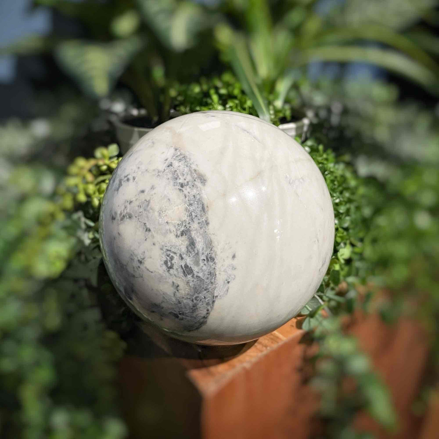 Ivory Jade - Sphere