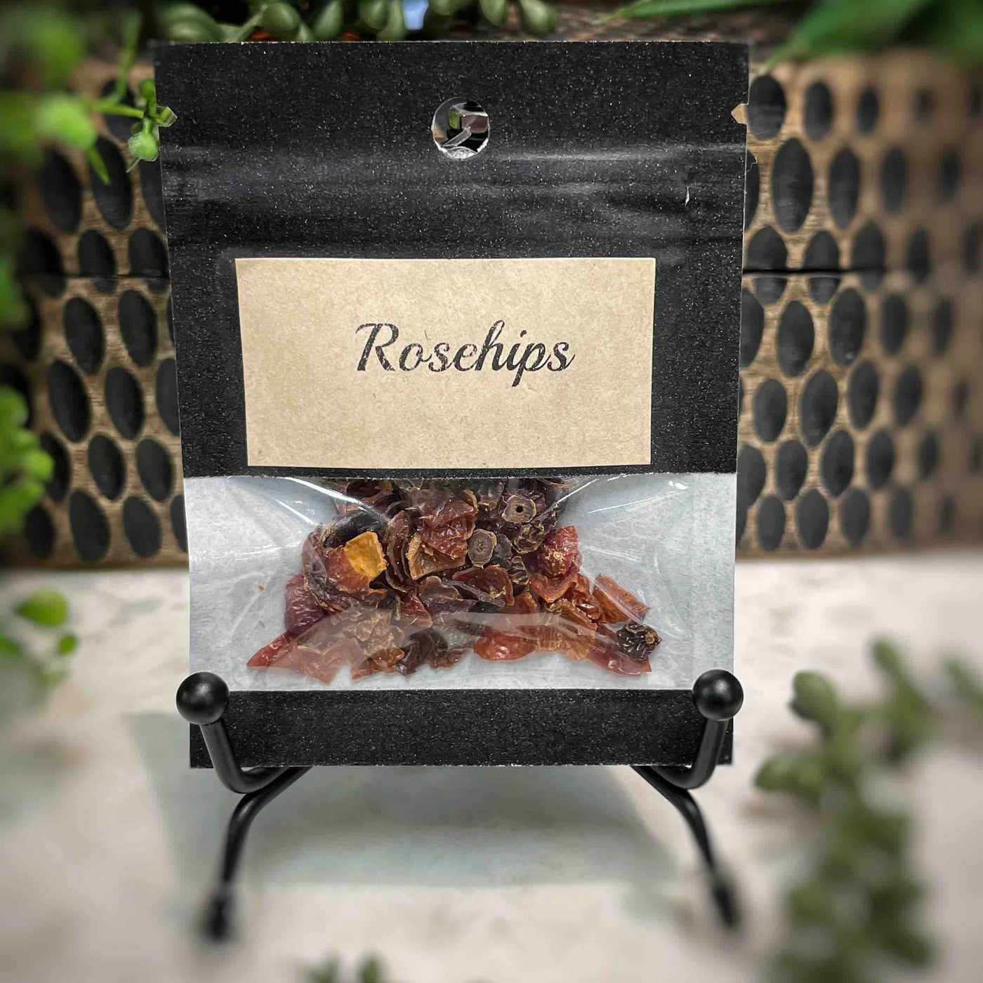 Rosehips   -  3g