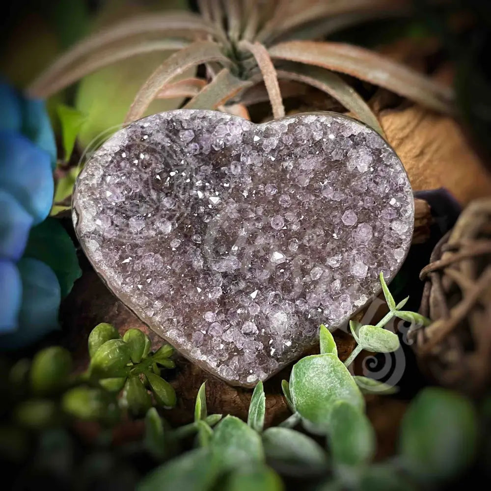 Amethyst Druzy Heart - F373 F373-Amdzht Crystals