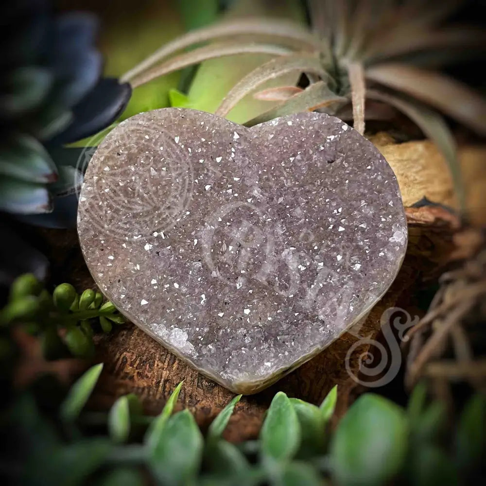 Amethyst Druzy Heart - F395 Crystals