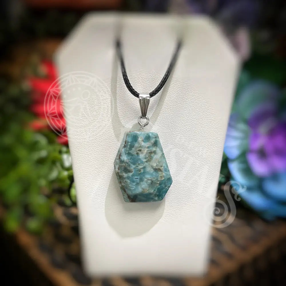 Apatite - Faceted Stone Necklace Jewelry Pendant