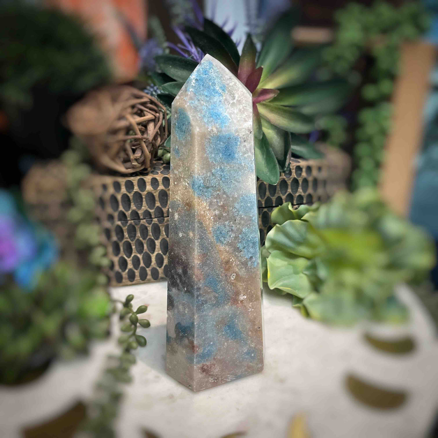 Trolleite - Tower, Point, Obelisk - 7.5"