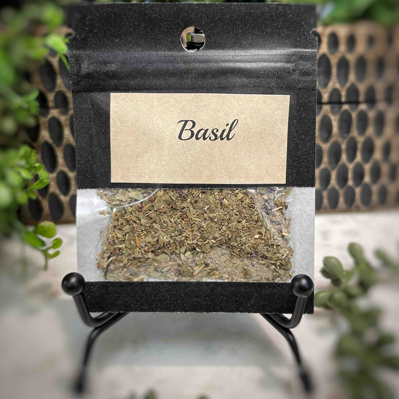 Basil   -  2g