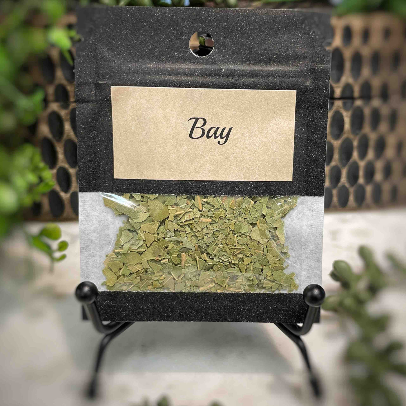 Bay   -  2g