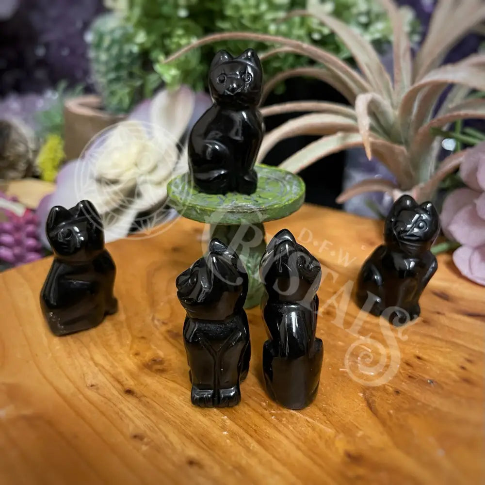 Animal - Cat Sitting Black Obsidian 1.5 Crystals Carvings