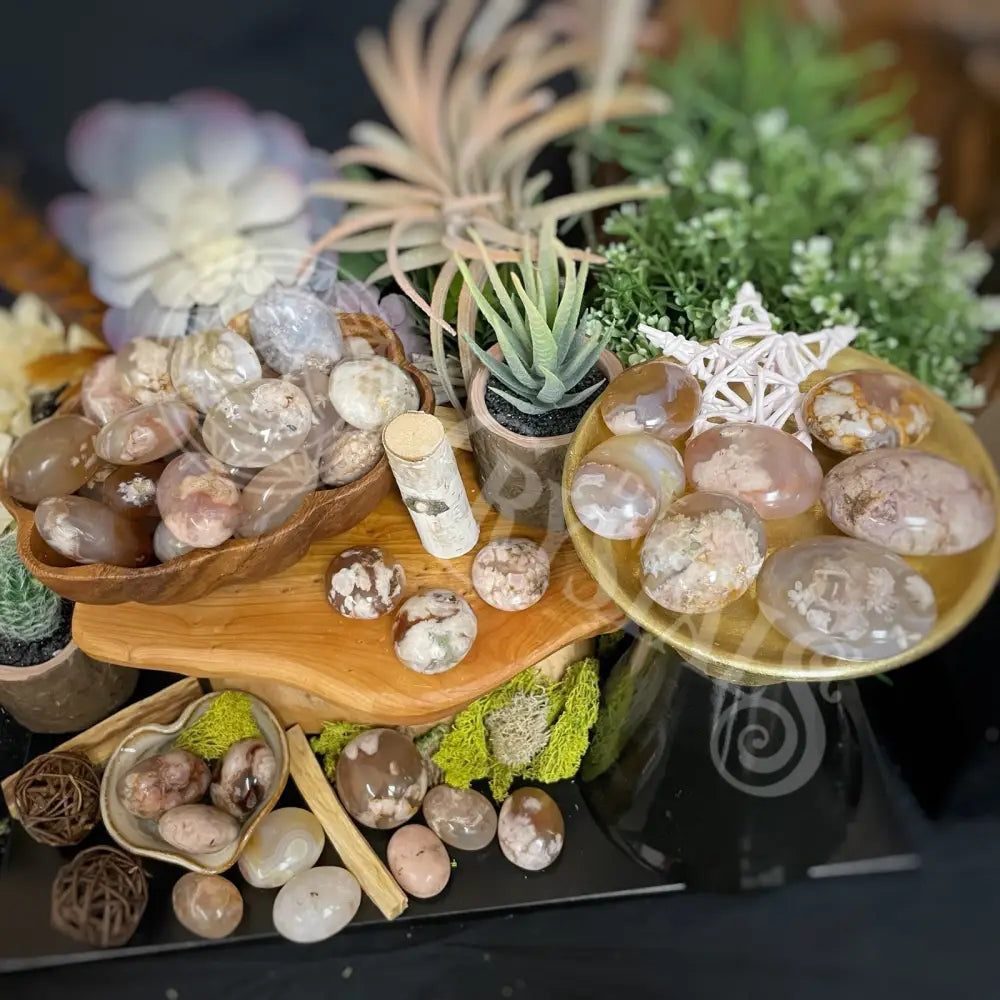 DFW Crystals - search by shape, color, zodiac and chakra DFW Crystals - search by shape, color, zodiac and chakra