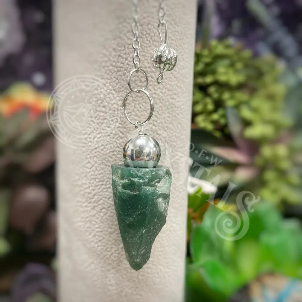 Pendulum - Green Aventurine Rough Cut