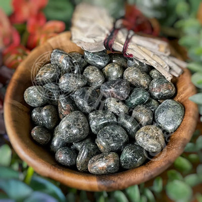 Tumble - Green Kyanite.05’ 1.1’