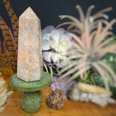 Tower Point Obelisk - Peach Moonstone 4.0 7.8 D 5.0 Crystals