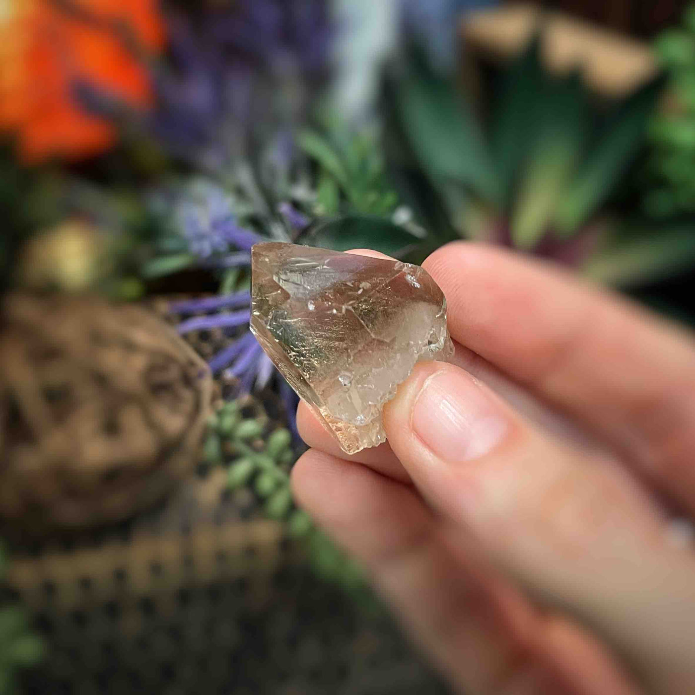 Rutilated Quartz -  Point - QQ555 - 1"x1.3"