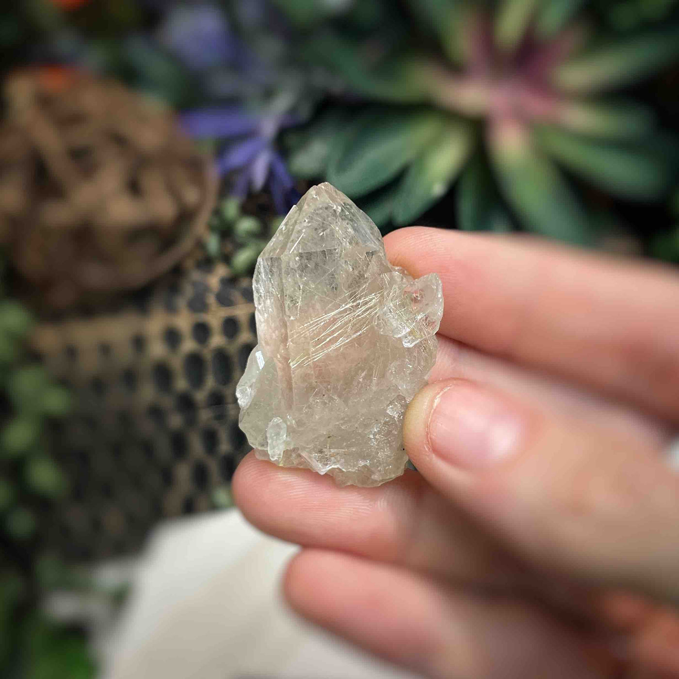 Rutilated Quartz -  Point - QQ556 - 1"x1.3"