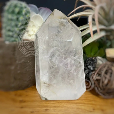 Tower Point Obelisk - Quartz 3.9 4.4 C 4.1 Crystals