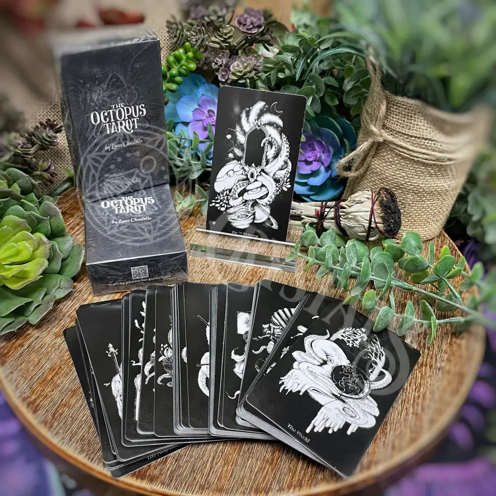 Tarot Deck - The Octopus Decks