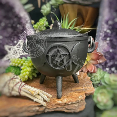 Cauldron - Cast Iron 4.5 Triple Moon W/ Pentacle