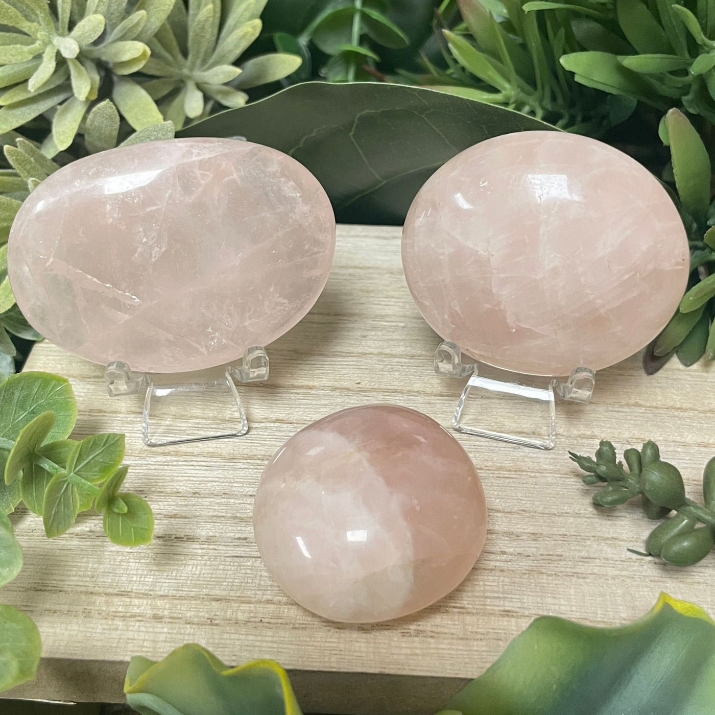 Rose Quartz - Palm Stone