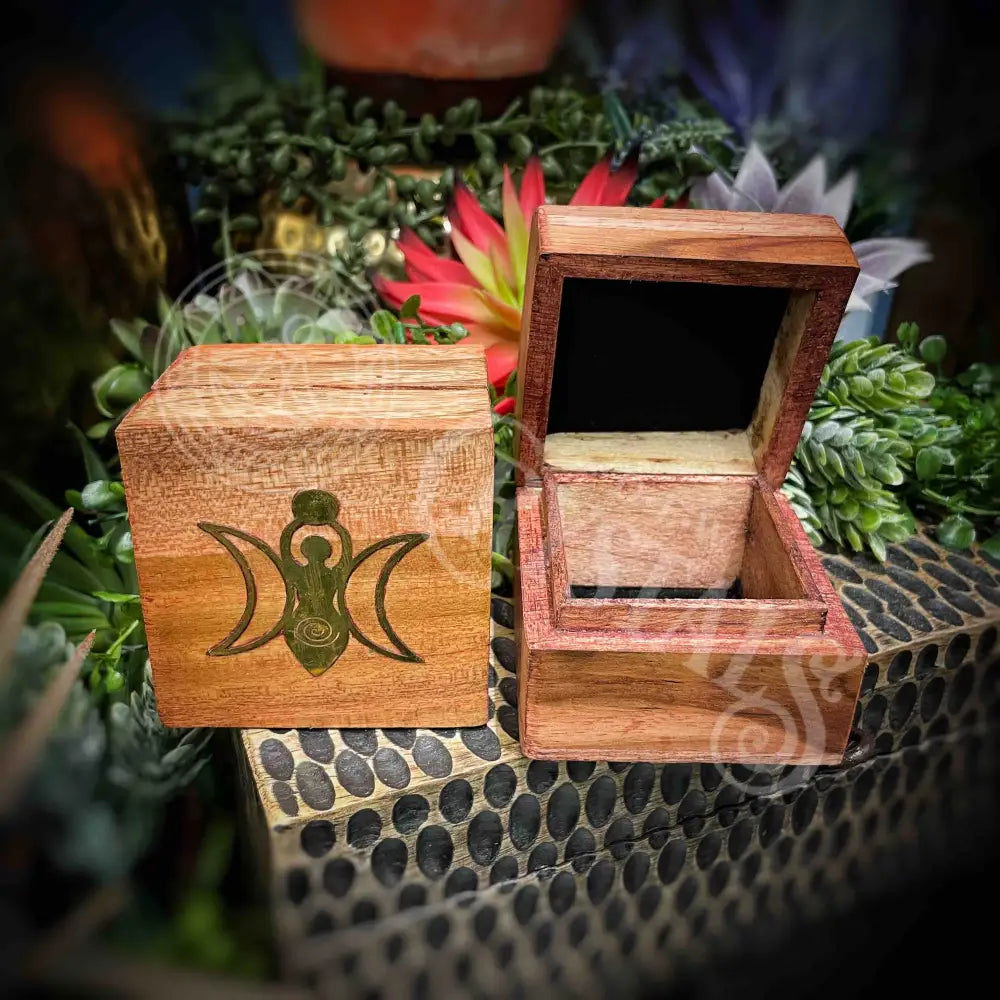 Wooden Velvet Lined Box - 2.5’’X2.5’’ Multi Choice Y394 Moon Goddess Ritual Offering