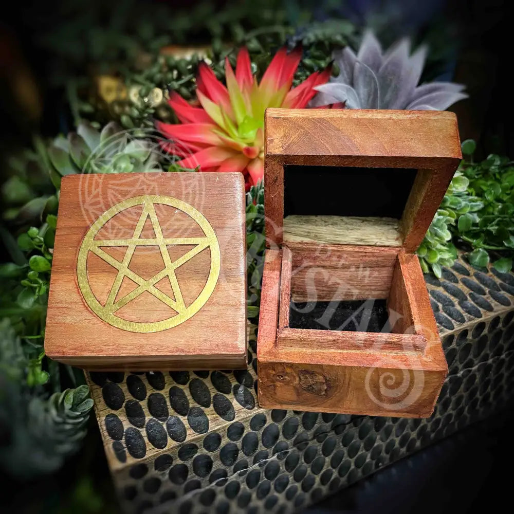 Wooden Velvet Lined Box - 2.5’’X2.5’’ Multi Choice Y396 Pentacle Ritual Offering